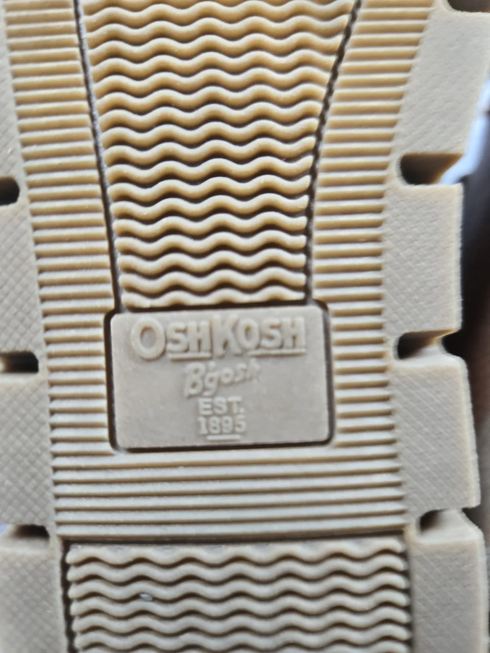 OshKosh Bgosh chunky rubber